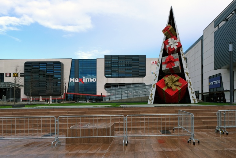 Maximo Shopping Village