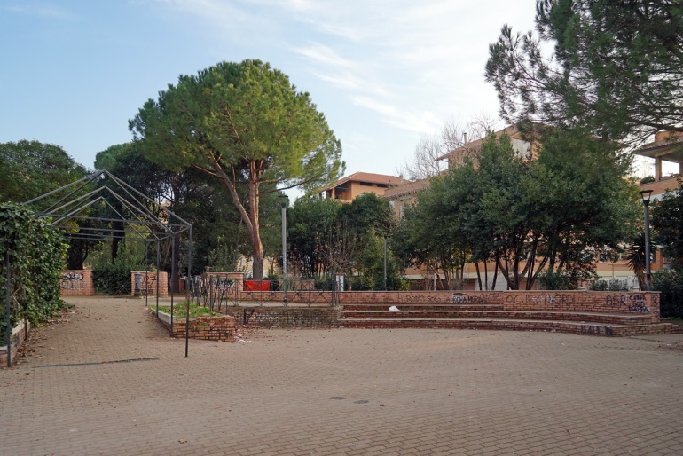 Piazza Luigi Porro Lamberteghi - Tufello/Nuovo Salario