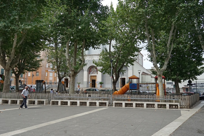 Piazza di Santa Maria Consolatrice - Casalbertone